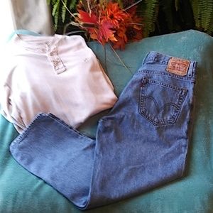 Levi's men's 560 comfort fit jeans.